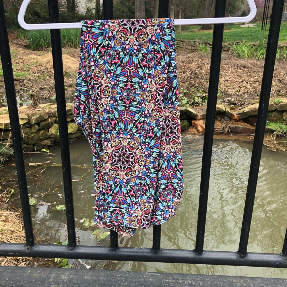 Lularoe Leggings One Size Multicolored